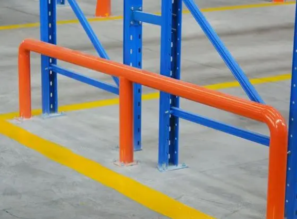 什么是重型貨架防護欄？重型貨架防護欄的主要作用介紹