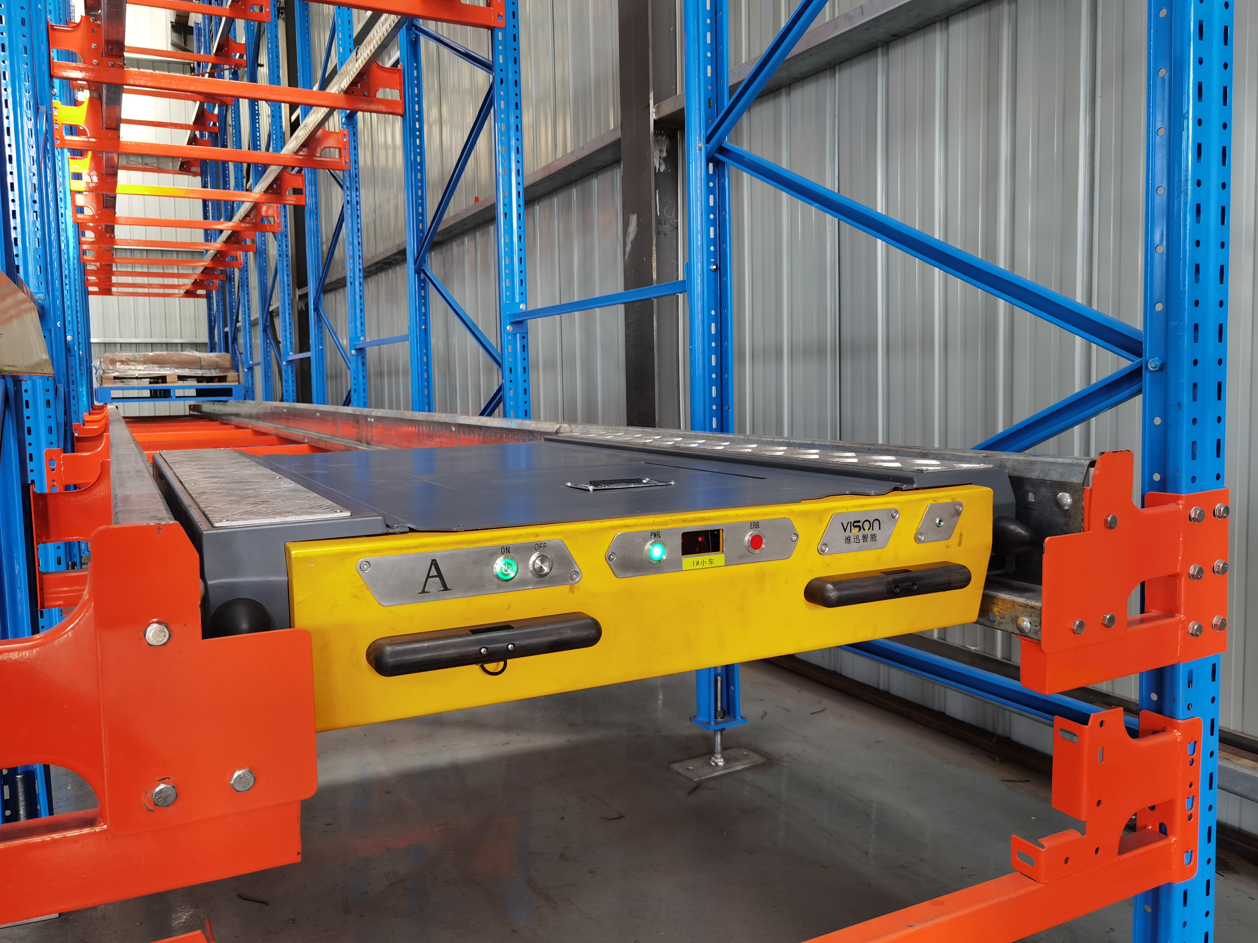 從人工到智能：穿梭車貨架開啟倉儲物流自動化時代